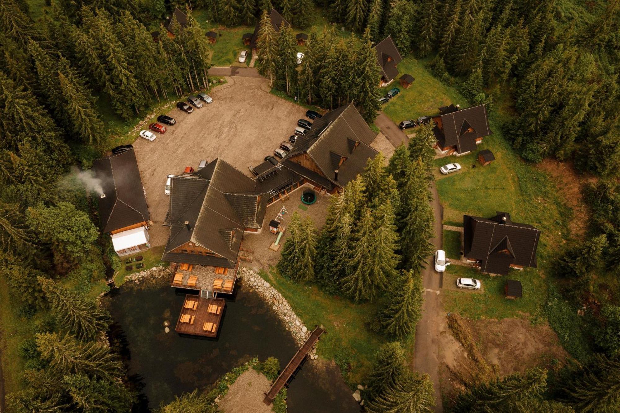 Rezort Pri Jazere Podbanske Vysoke Tatry Bagian luar foto